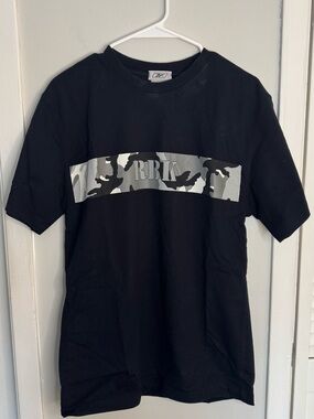 Reebok Black Crewneck T-Shirt with Gray RBK Logo Tag